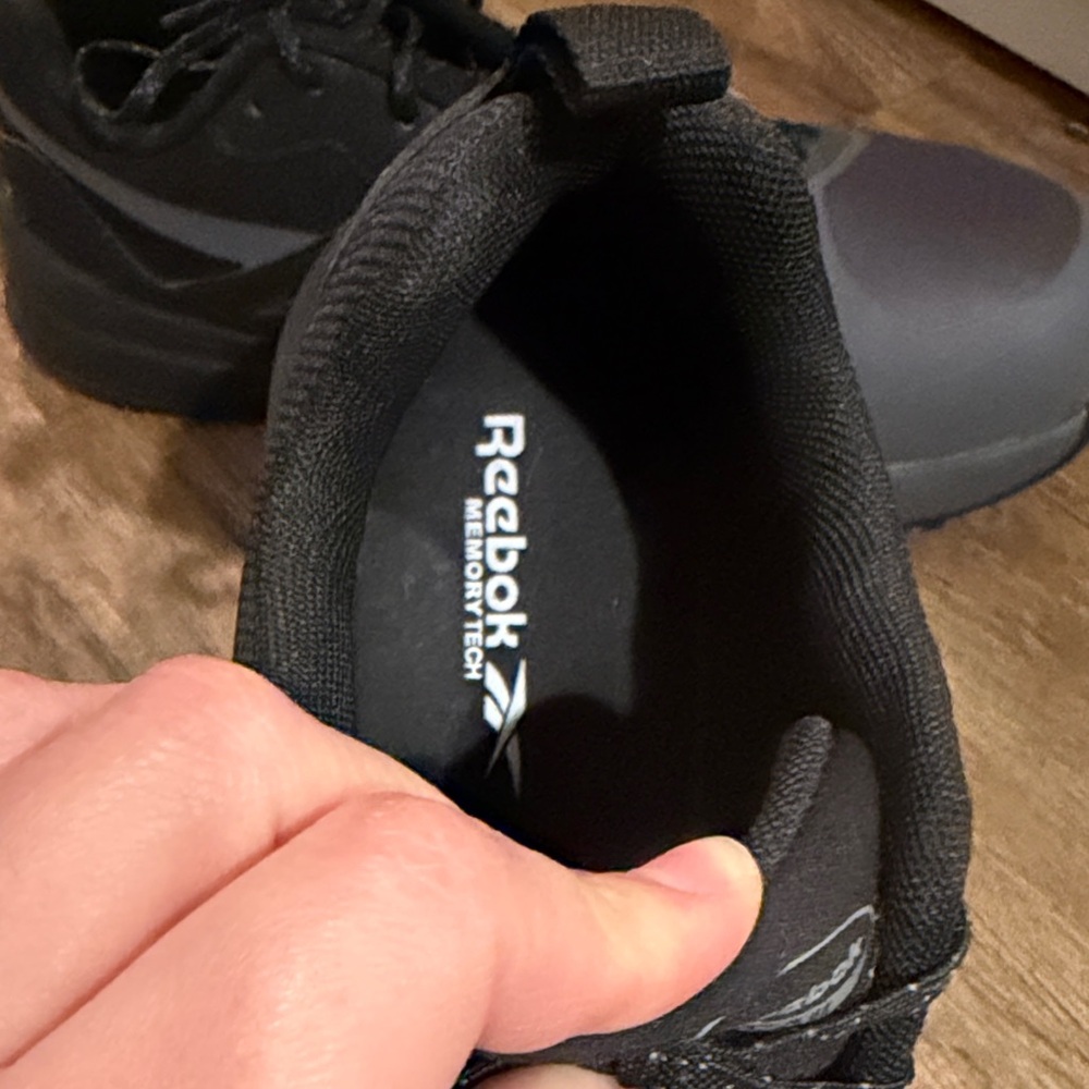 Men's Reebok Composite Toe Work Shoe - Picture 2 of 5